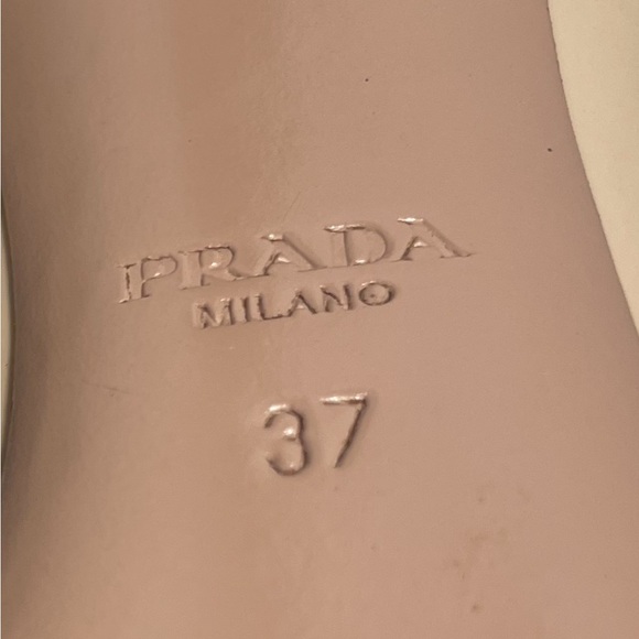 Prada shoes /Prada/.   Patent Leather Nude - Picture 4 of 12